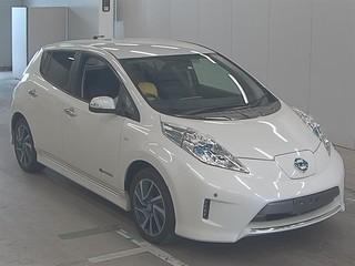 Электромобиль хэтчбек Nissan Leaf кузов AZE0 модификация X Aero Style